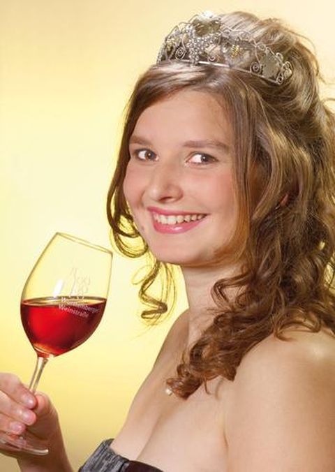 Mirjam Kleinknecht - Württembergische Weinkönigin 2008
