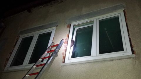 03.06.2016 – Marder war in gekipptem Fenster eingeklemmt