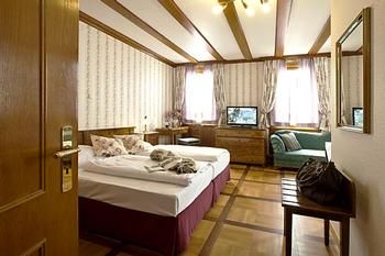 Komfortabel ausgestattete Gästezimmer
